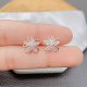 Ørering Cute Flower Shiny Zircon   "Gylden"