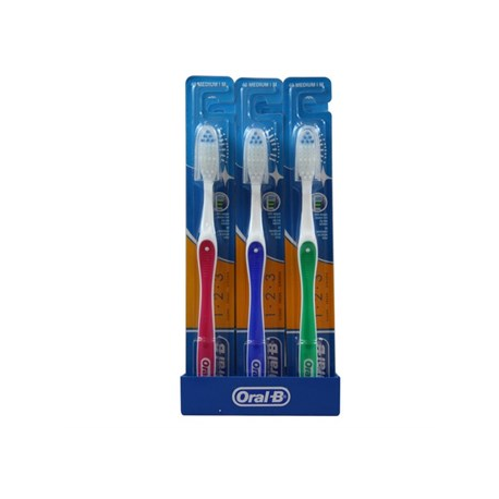 Oral-B - Tandbørste Classic Care Medium